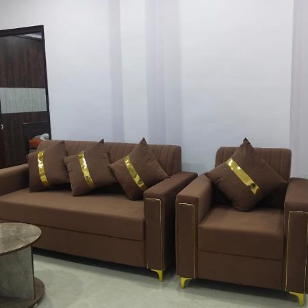 ハイデラバード Sri Gowri Residencyヴィラ エクステリア 写真